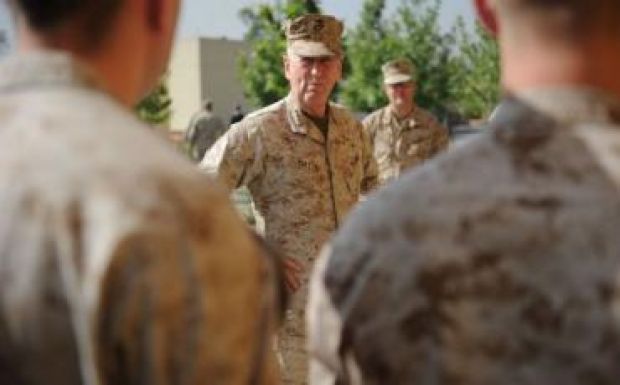 Amerikai védelmi miniszter: Siralmas a hadsereg harckészültsége