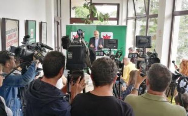 A szavazás előtt dől el az RMDSZ álláspontja a bizalmatlansági indítványról