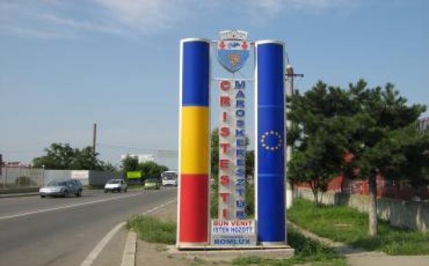 Hét gépkocsi futott egymásba Maroskeresztúr és Nyárádtő között