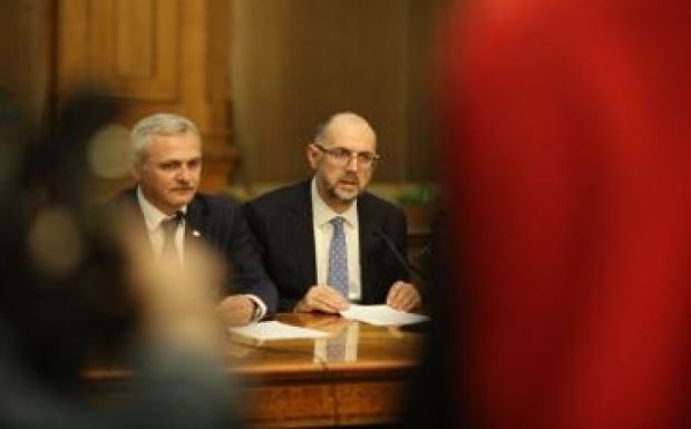 Ezekkel a feltételekkel támogatja az RMDSZ a bizalmatlansági indítványt