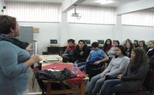 Székelyföldi iskolákban beszéltek a családon belüli erőszakról