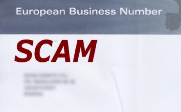 Bújtatott reklámszerződésekkel veri át a hazai vállalkozókat egy német cég