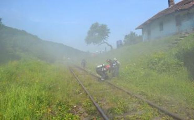 Így mentették ki a Brassó-Bodzafoduló között közlekedő, égő személyvonatról az utasokat