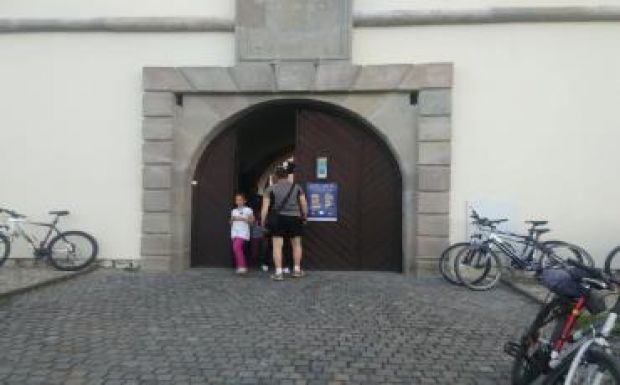 Csíkszeredai Szentivánéj történelmi ágyúdörgésben