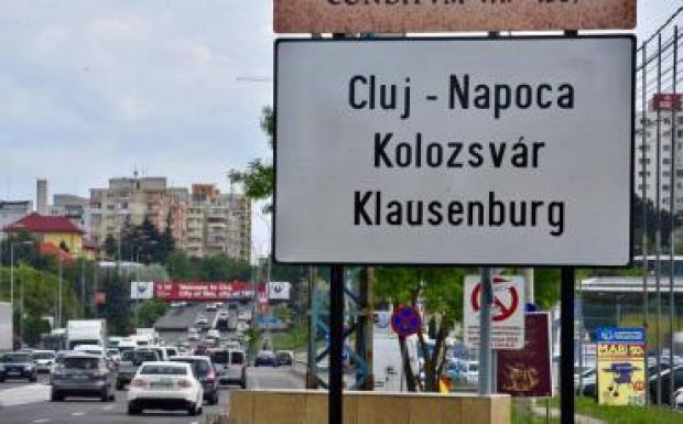 Zöld út: hamarosan kikerülnek Kolozsváron a hiányzó helységnévtáblák is