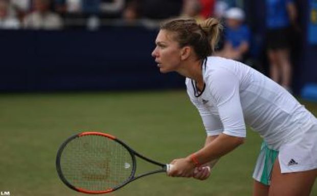 Eastbourne-i tenisztorna: Halep a nyolc között, Woznicaki vár rá