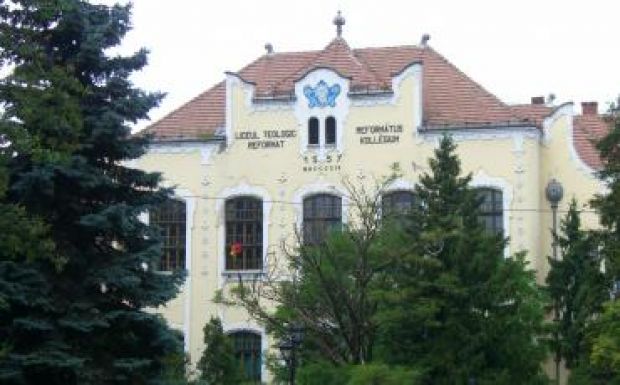 Nem mindenkinek tetszik, hogy a Bolyaihoz kerül(ne) a katolikus gimnázium