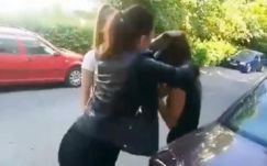 Ismét megaláztak és megvertek egy diáklányt az iskolatársnői