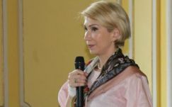 Turcan röhejesnek tartja, hogy a PSD kiértékeli a kormány munkáját