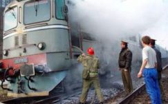 Kigyulladt egy mozdony a domahidai állomáson