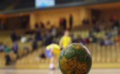 Válogatott kézilabdázókkal erősít az SzKC 