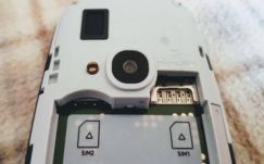 Kanadában csak kártyafüggetlen telefonokat fognak árulni