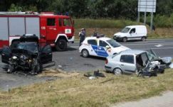 Halálos baleset: román és magyar autós ütközött Makónál