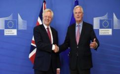 Megkezdődtek a hivatalos Brexit-tárgyalások