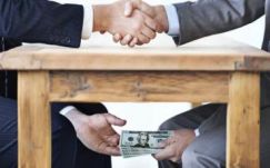 Felmérés: kevés romániai dolgozó csalna egy jobb fizetésért