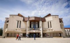 A ’60-as-’70-es évek színháztörténetéről szóló könyvet mutatnak be Marosvásárhelyen