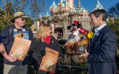 Egy amerikai 5 és fél éve minden nap elmegy a Disneylandbe