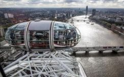 Bombát találtak a londoni óriáskeréken