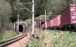 Elgázolt a vonat egy embert a Brassó és Predeal közötti alagútban