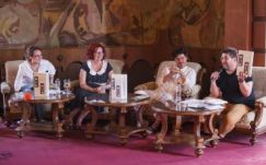 Nosztalgia és ismeretterjesztés – új színháztörténeti könyvet mutattak be Marosvásárhelyen