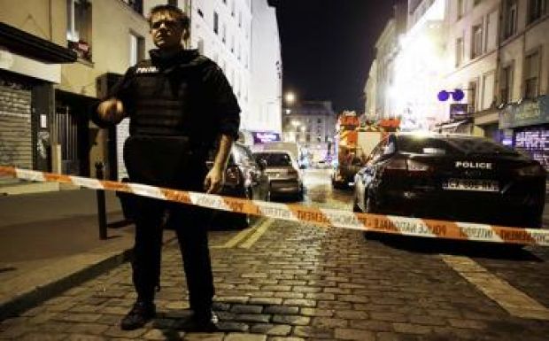 Meghosszabbították november 1-ig a rendkívüli állapotot Franciaországban