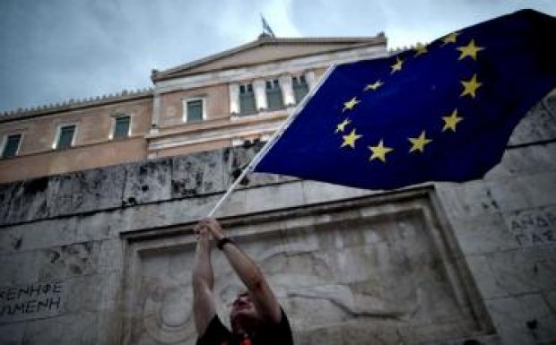 Újabb 8,5 milliárd eurót kap Görögország az EU-tól