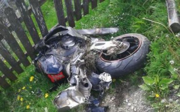 Fának ütközött egy 23 éves motoros nő Hargita megyében