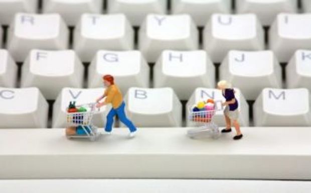 Elsősorban a leárazások miatt vásárolunk online
