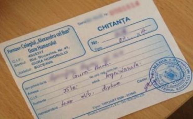 Pénzt kér egy középiskola az érettségi oklevelekért