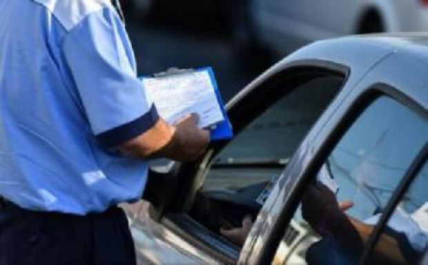 Ittas, jogosítvány nélkül vezető kiskorút csíptek el Nagyszebenben