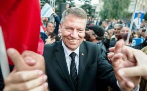 A „kényes témákkal” is szembesítik majd Székelyföldön Klaus Johannis államfőt