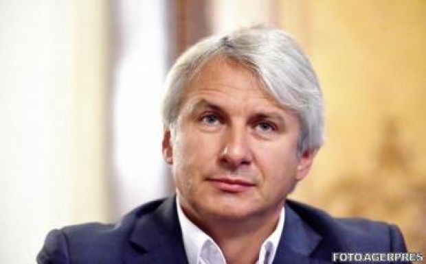 Meg akarta adózni az ortodox egyházat, kirúgták a miniszterelnök tanácsosát