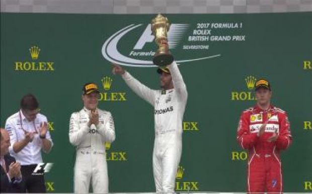 Forma-1: Hamilton nyerte a Brit Nagydíjat