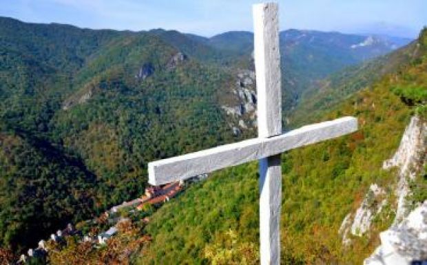 Balesetet szenvedett egy idős magyarországi turista Herkulesfürdőnél