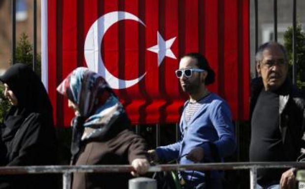 Törökország már nem vádol terrorizmus támogatásával német vállalatokat