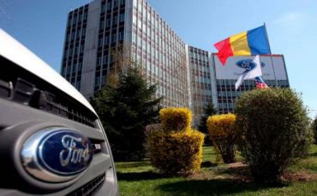 Az amerikai Ford további 700 dolgozót alkalmaz hazai üzemében