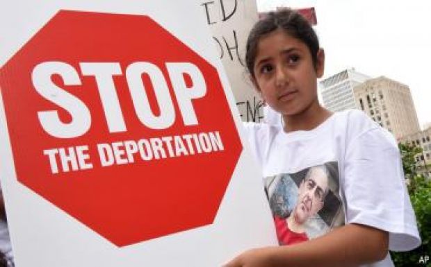 Egy amerikai szövetségi bíró 1400 iraki menekült kitoloncolását állította le