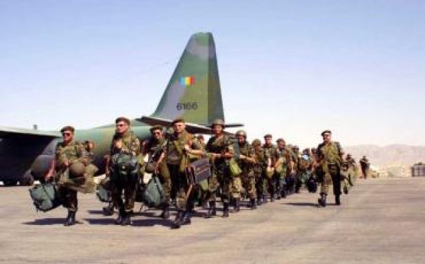 Megsérült romániai katonákat támogat a Walesi Herceg Alapítvány