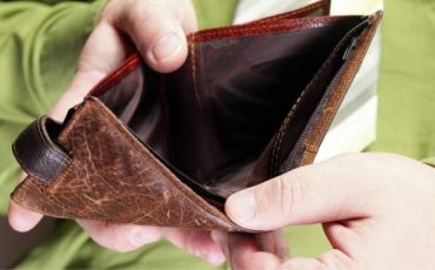 Ismét elhalasztotta a kormány a magáncsőd intézményének bevezetését