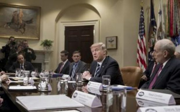 Fehér Ház: Trump aláírja a törvényt az Oroszország, Irán és Észak-Korea elleni szankciókról