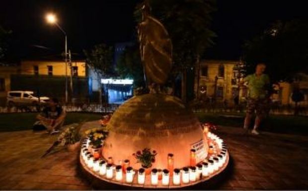 Több tucat ember emlékezett meg a Colectiv tragédia áldozatairól