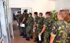 Hétfőn kezdődik az önkéntesek toborzása a román hadseregbe