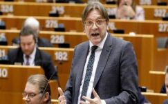 Az EP-frakciók több jogok követelnek az EU-polgároknak a Brexit után