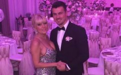 Eljegyezték Elena Udreát