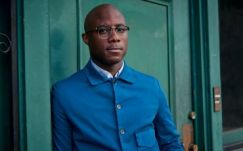 Újra forgat az Oscar-díjas Holdfény rendezője