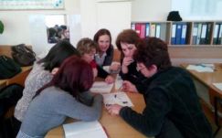 Szerdán versenyvizsgáznak a középiskolai tanárok