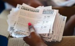 Gazdasági szankciókkal fenyegeti a venezuelai elnököt Donald Trump