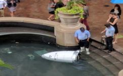 „Öngyilkos lett” egy biztonsági robot egy plázában