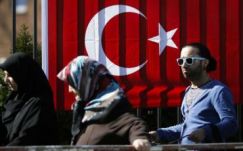 Külügyminiszter a németországi törököknek: „Önök hozzánk tartoznak!”