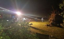 FRISSÍTVE - Embert ölt a vihar egy Bihar megyei kempingben, sérültek is vannak